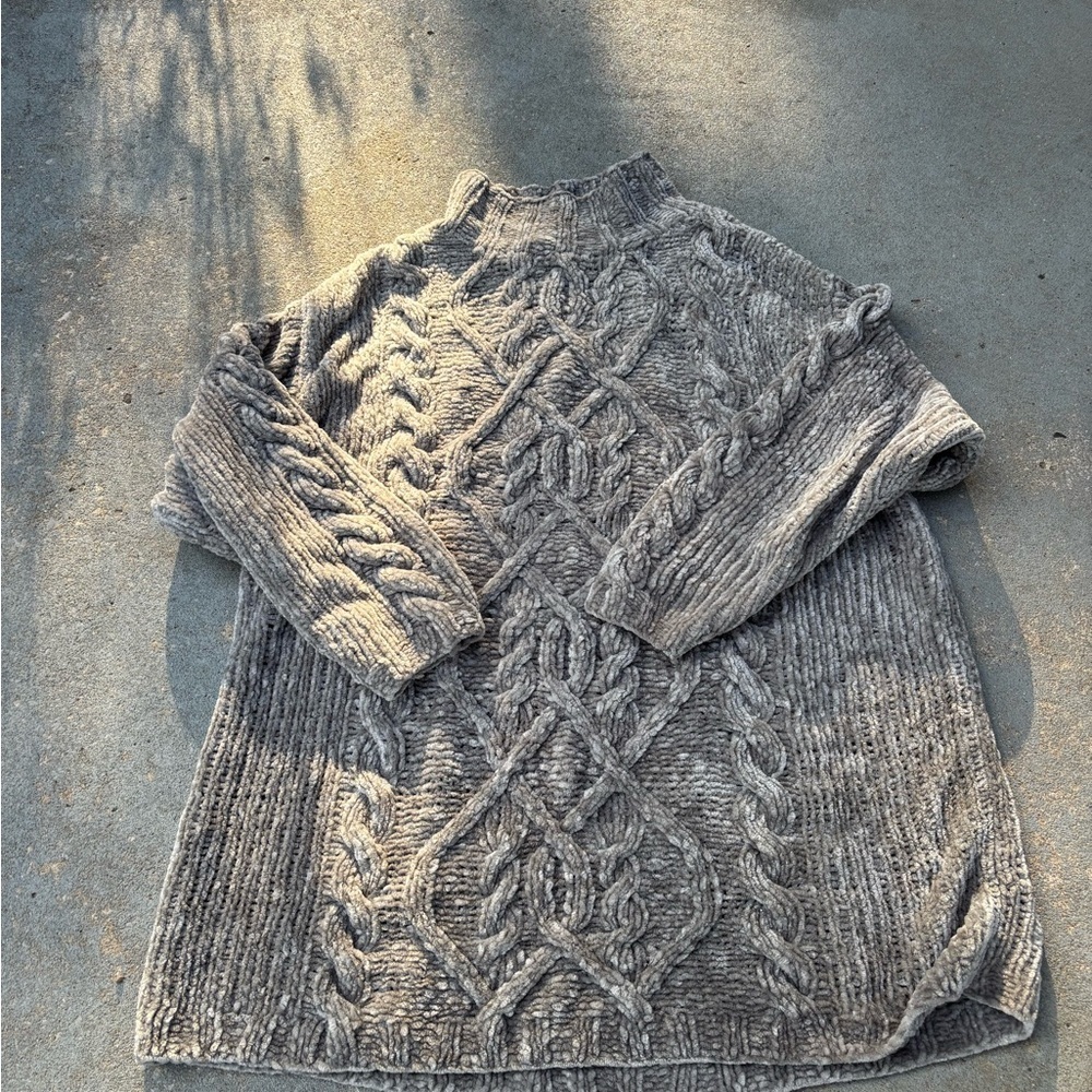 Express Heather Gray Cable Knit Turtleneck Sweater